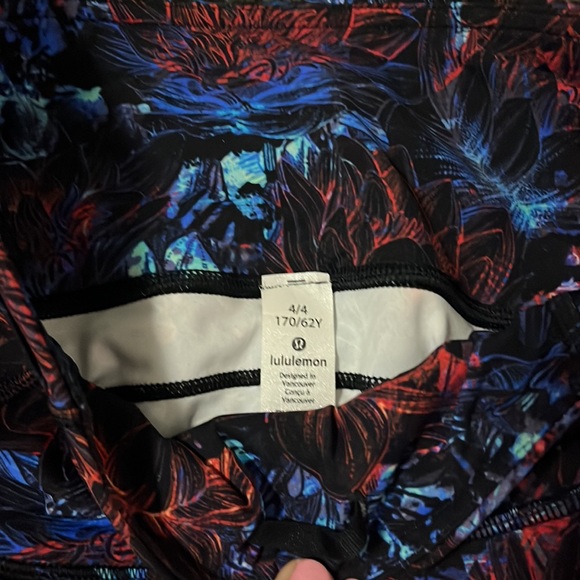 Lulu lemon Fast & Free running tights - Picture 2 of 3